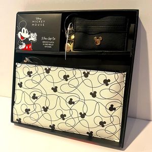 Mickey Mouse 3 piece gift-set Wristlet , Card Holder, and Keychain in Gift Box